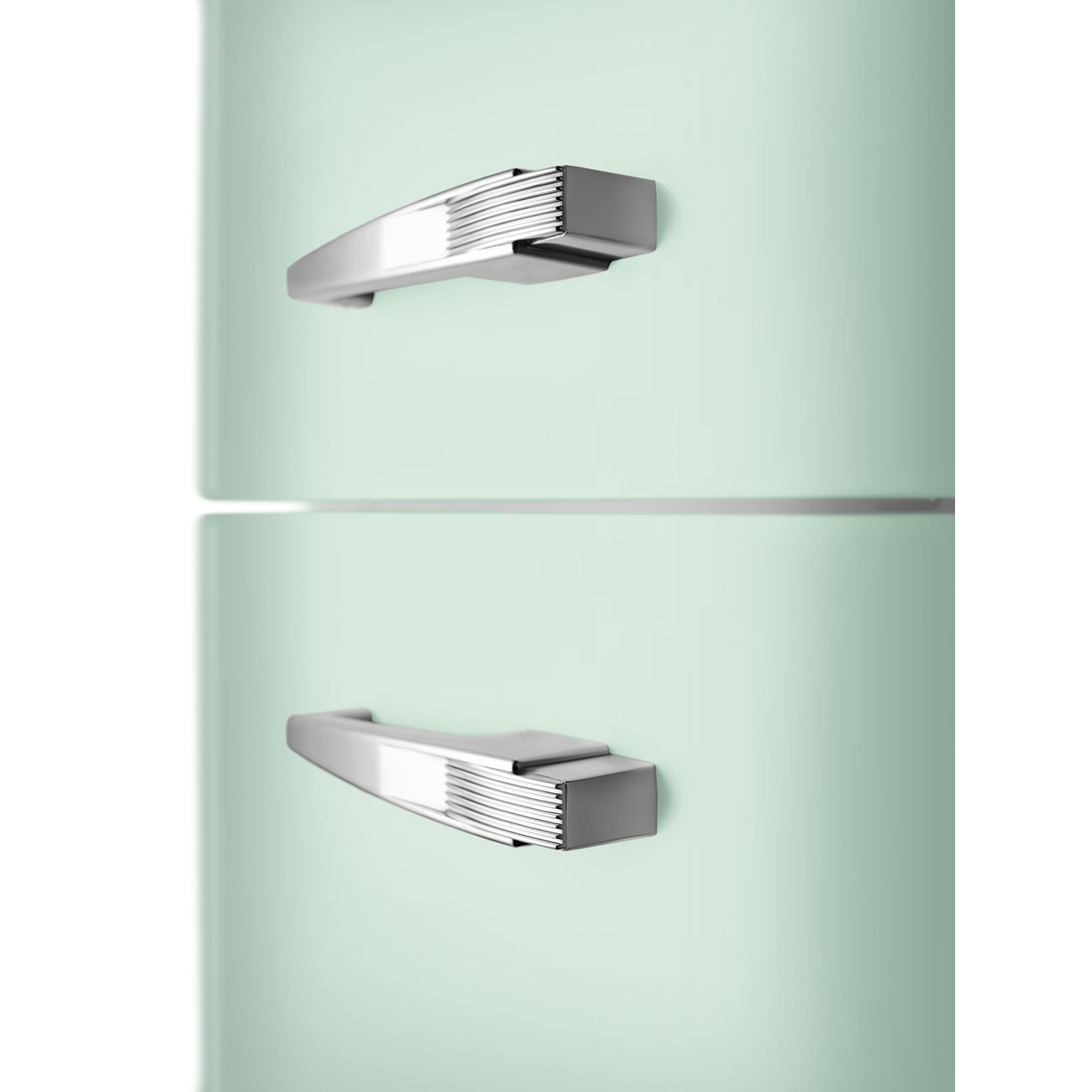 Smeg FAB32LPG6 Kühl-/Gefrierkombination Linksanschlag Pastellgrün 50s Style, EEK: C