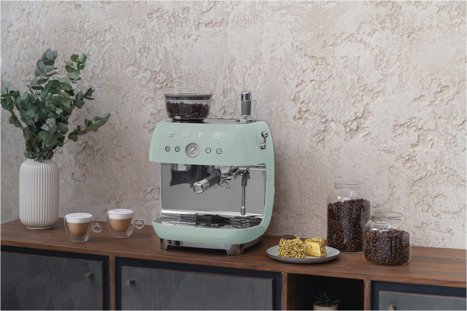 Smeg EGF03PGEU Espressomaschine mit Mahlwerk pastellgrün50sStyle Jubiläumsaktion-60 Monate Geräteschutz