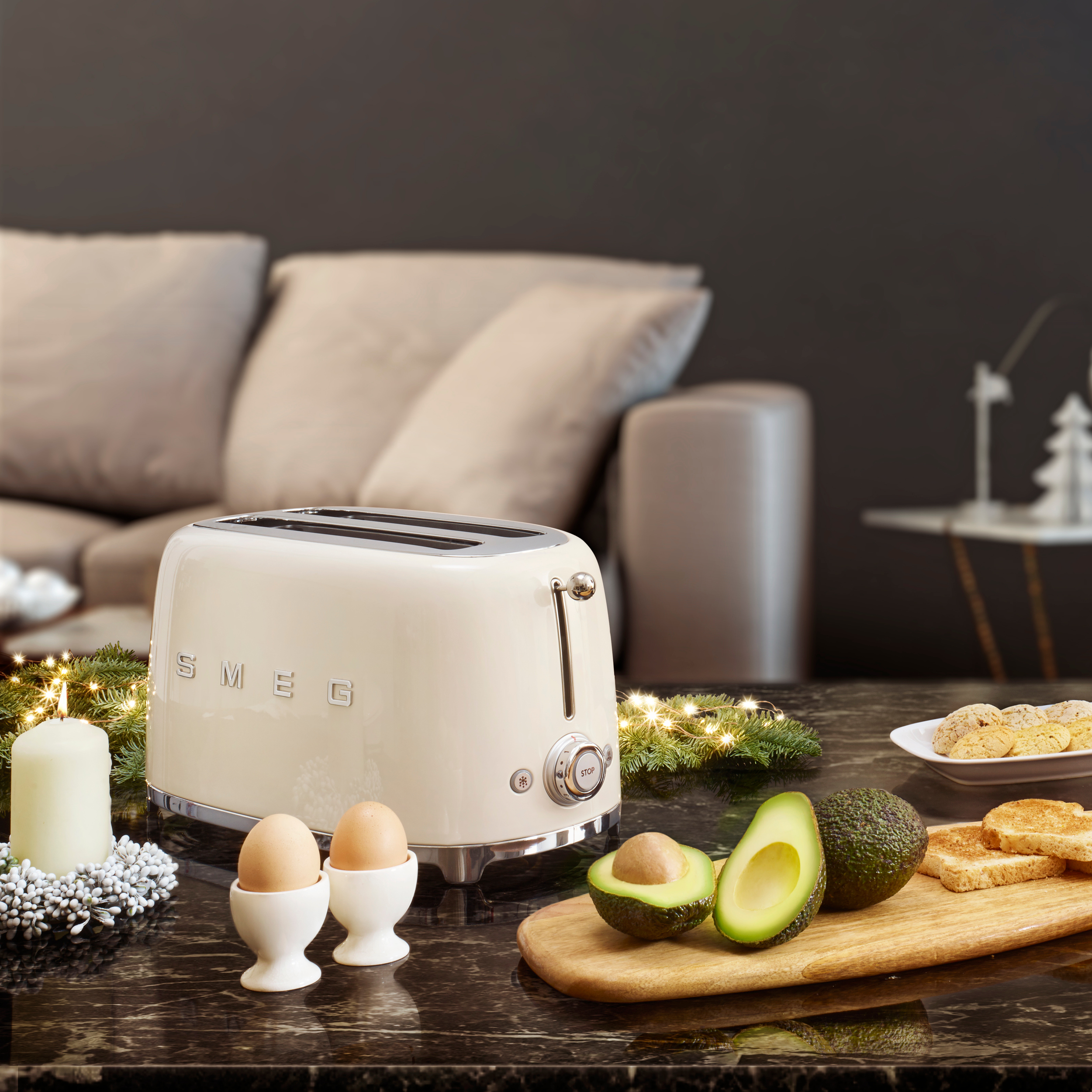 Smeg TSF01CREU 2-Schlitz-Toaster Creme 50s Style kompakt