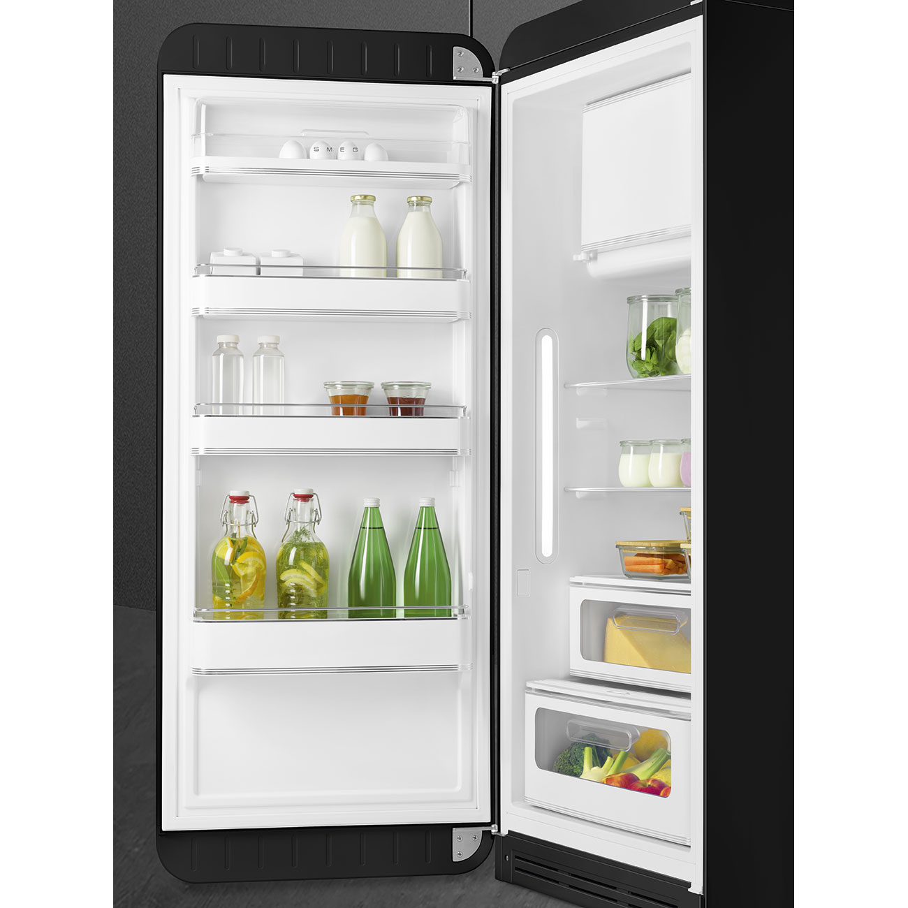 Smeg FAB28LBL5 50s Kühlschrank/Gefrierfach L Schwarz