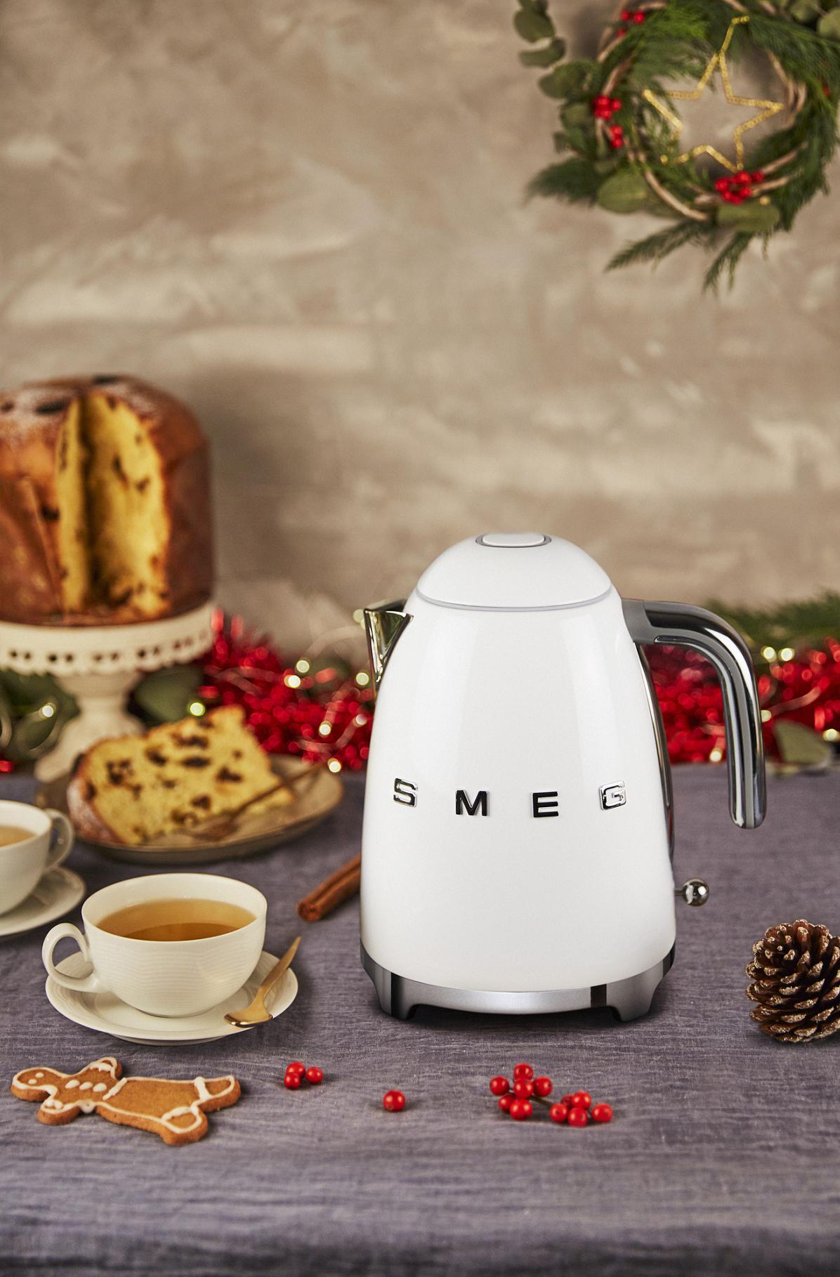 Smeg KLF03WHEU Wasserkocher Weiß 50s Style 1,7 Liter
