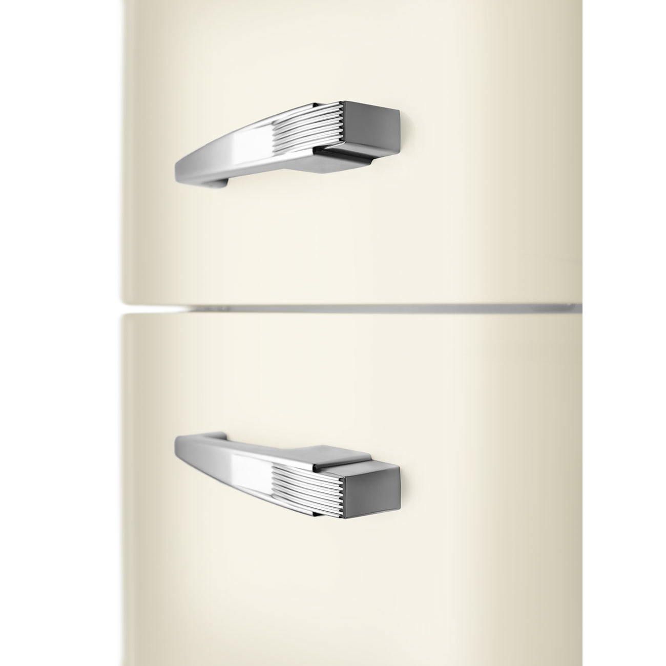 Smeg FAB32LCR6 Kühl-/Gefrierkombination Creme Linksanschlag