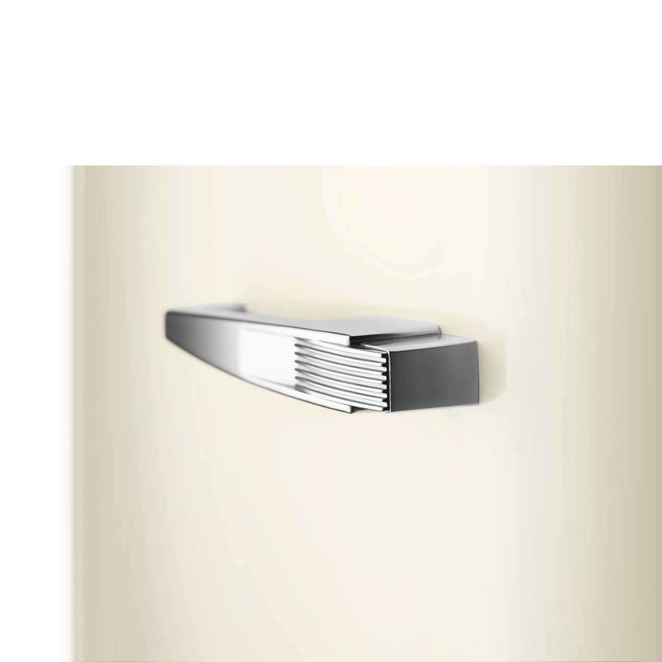 Smeg FAB28LCR6 Kühlschrank Linksanschlag Creme 50`s Style, 2026 Modell, EEK: C