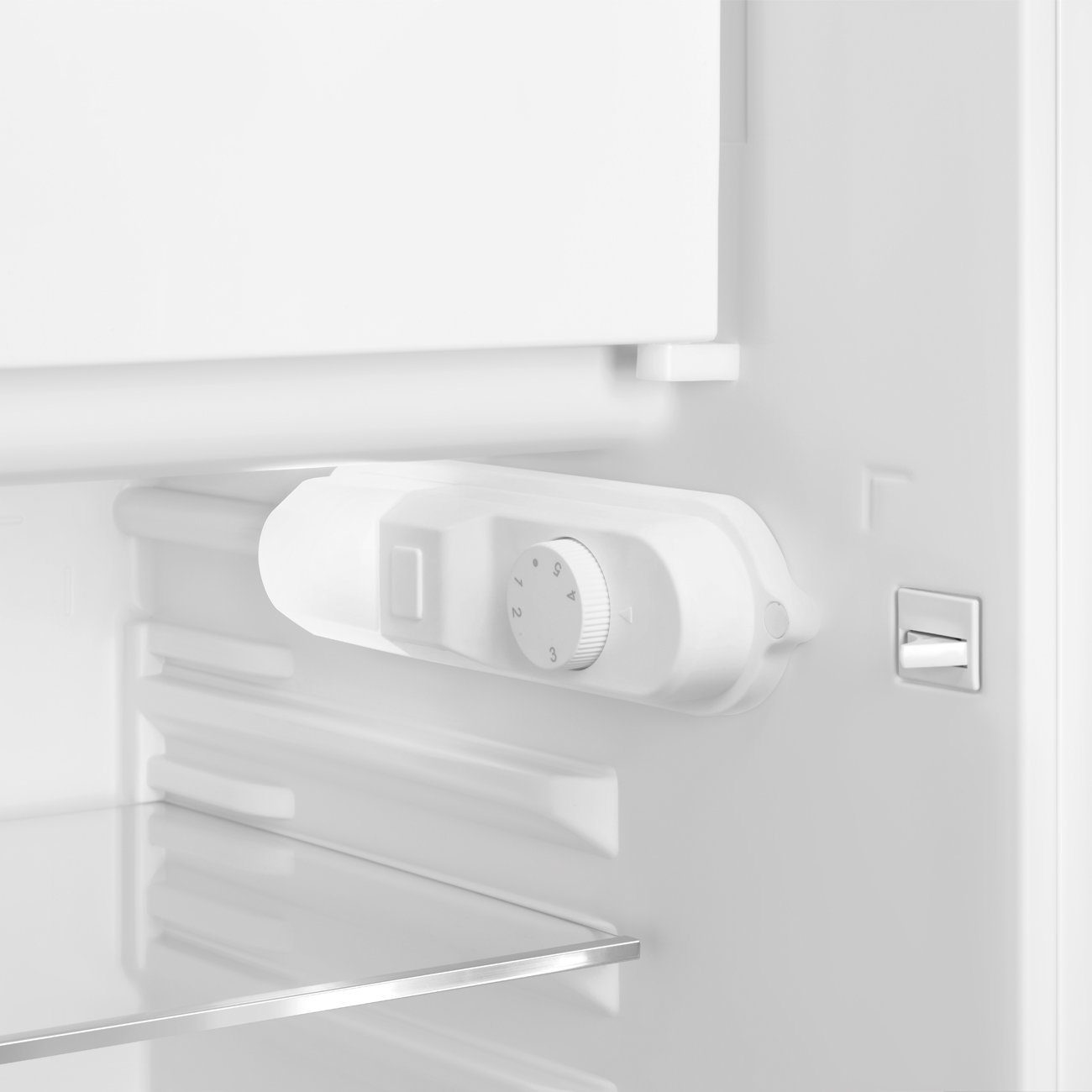 Smeg FAB10RCR6 Stand-Kühlschrank Rechtsanschlag Creme 50`s Style 2026 Modell Aussteller